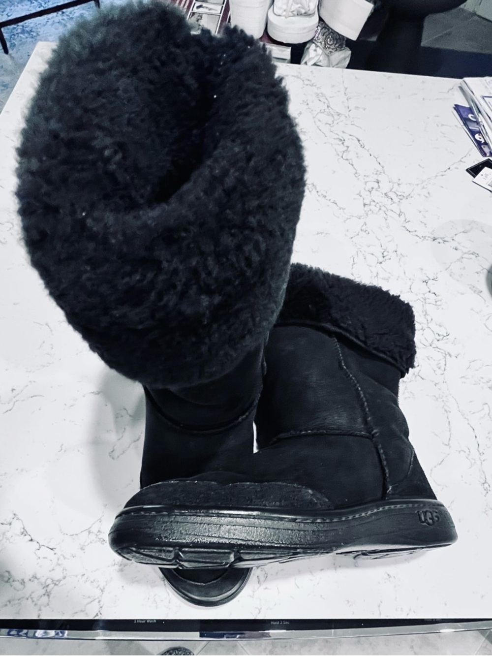 UGG SHEEPSKIN AND SUEDE BOOTS - Picture 10 of 14
